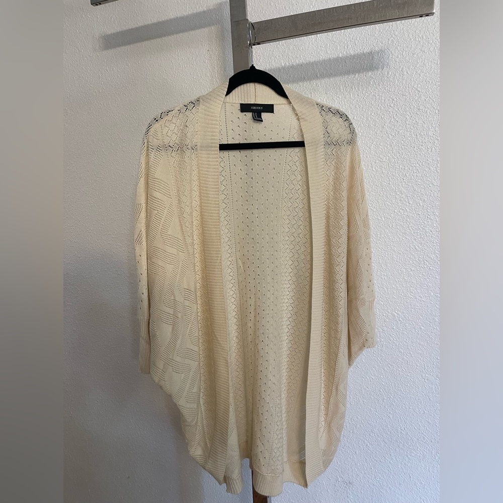 FOREVER 21 Cream Color Cardigain
